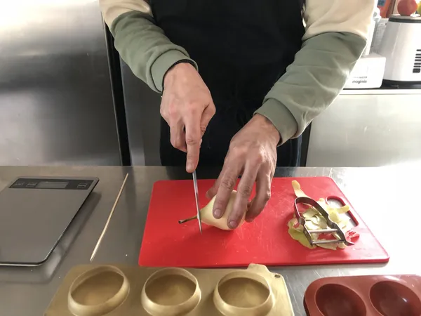 Réalisez une pâtisserie trompe l'oeil avec Virginie - Afbeelding nr. 3 - Wecandoo