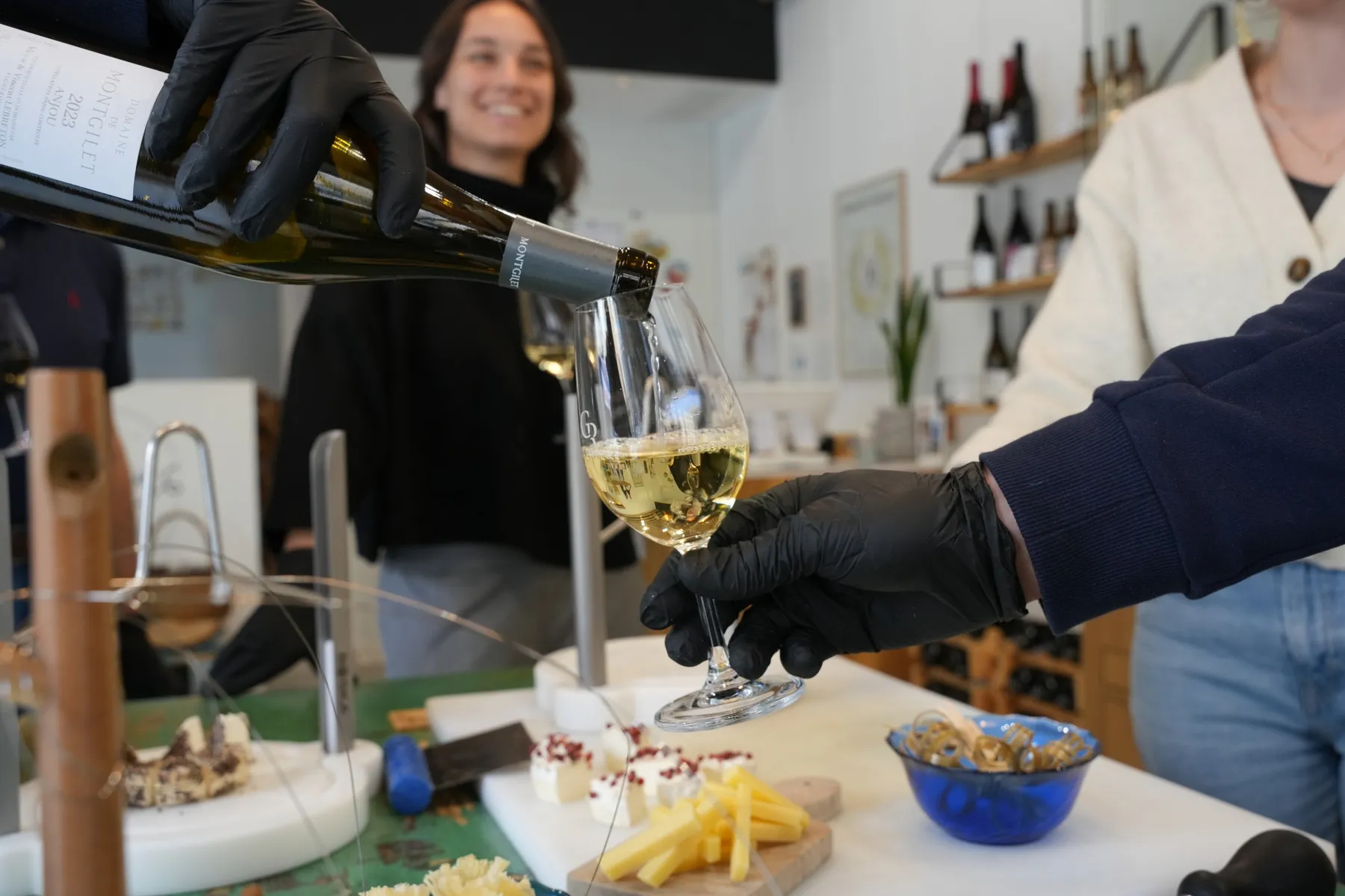 Réalisez votre plateau de fromages avec Laura et son équipe - Image n°5 - Wecandoo