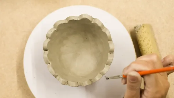 Captivez votre équipe et initiez-vous au tour et/ou au modelage avec Gaëlle et son équipe - Image n°4 - Wecandoo