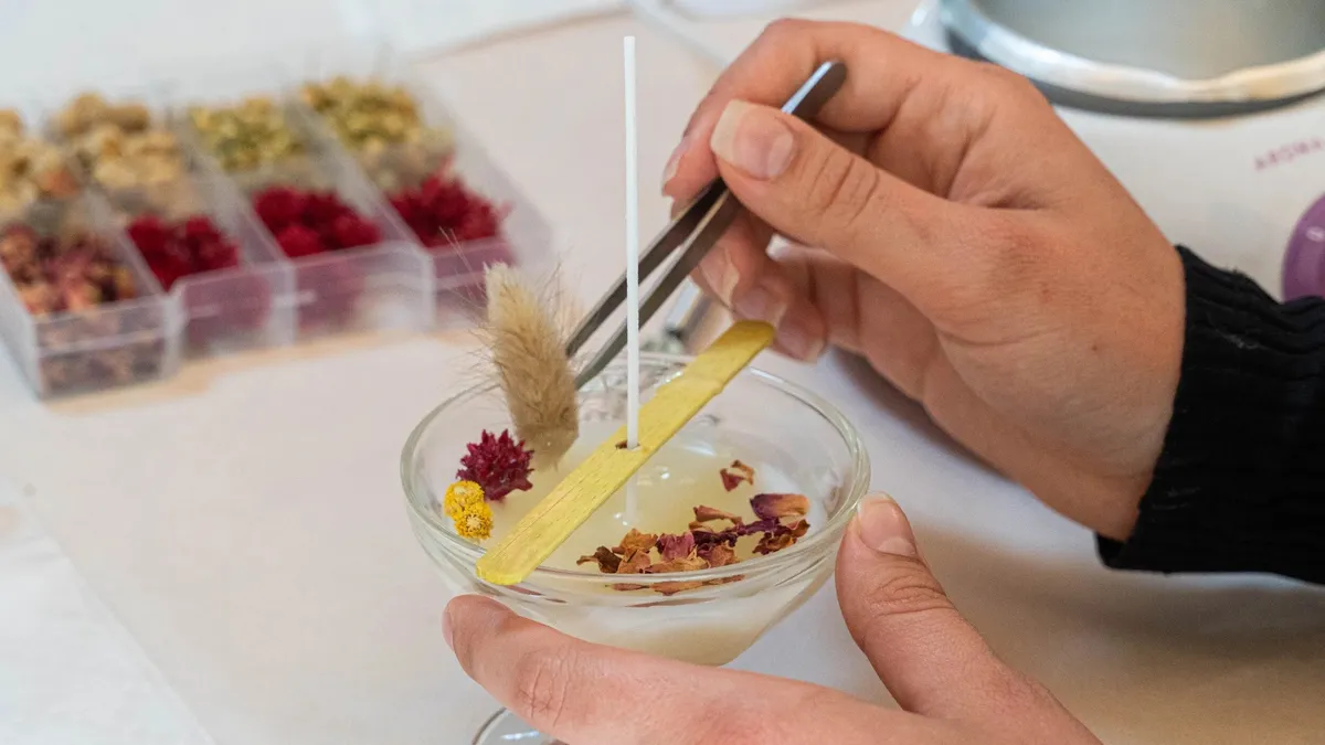 Créez vos bougies artisanales fleuries