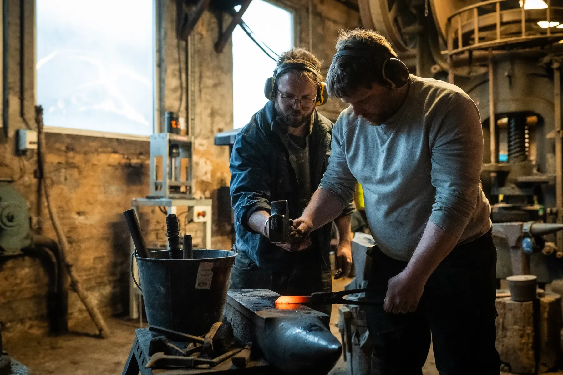 Réalisez vote couteau brut de forge avec Yann - Image n°3 - Wecandoo