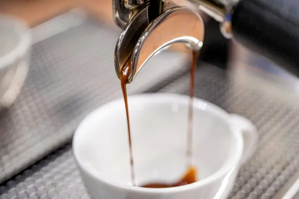 Maîtrisez l’art du café de spécialité avec Patrick - Image n°3 - Wecandoo