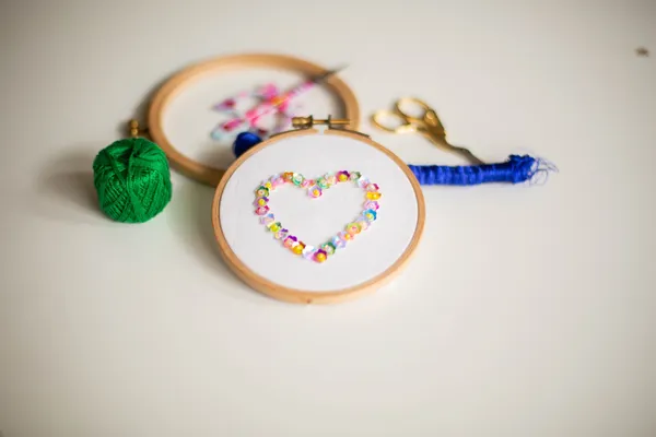 Découvrez la broderie de perles avec Jennyfer - Image n°4 - Wecandoo