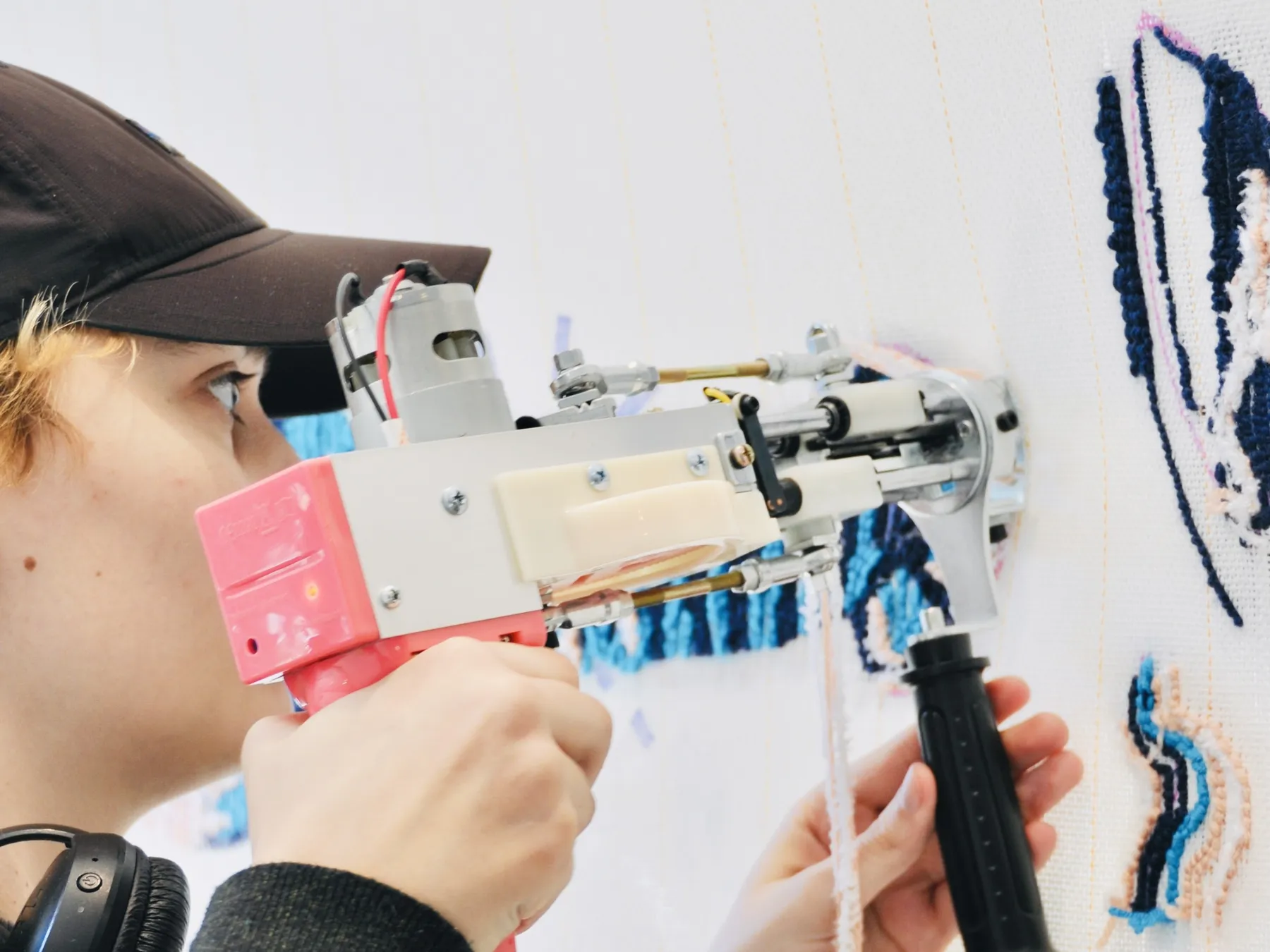 Initiez-vous au tufting avec Béatrice - Image n°2 - Wecandoo