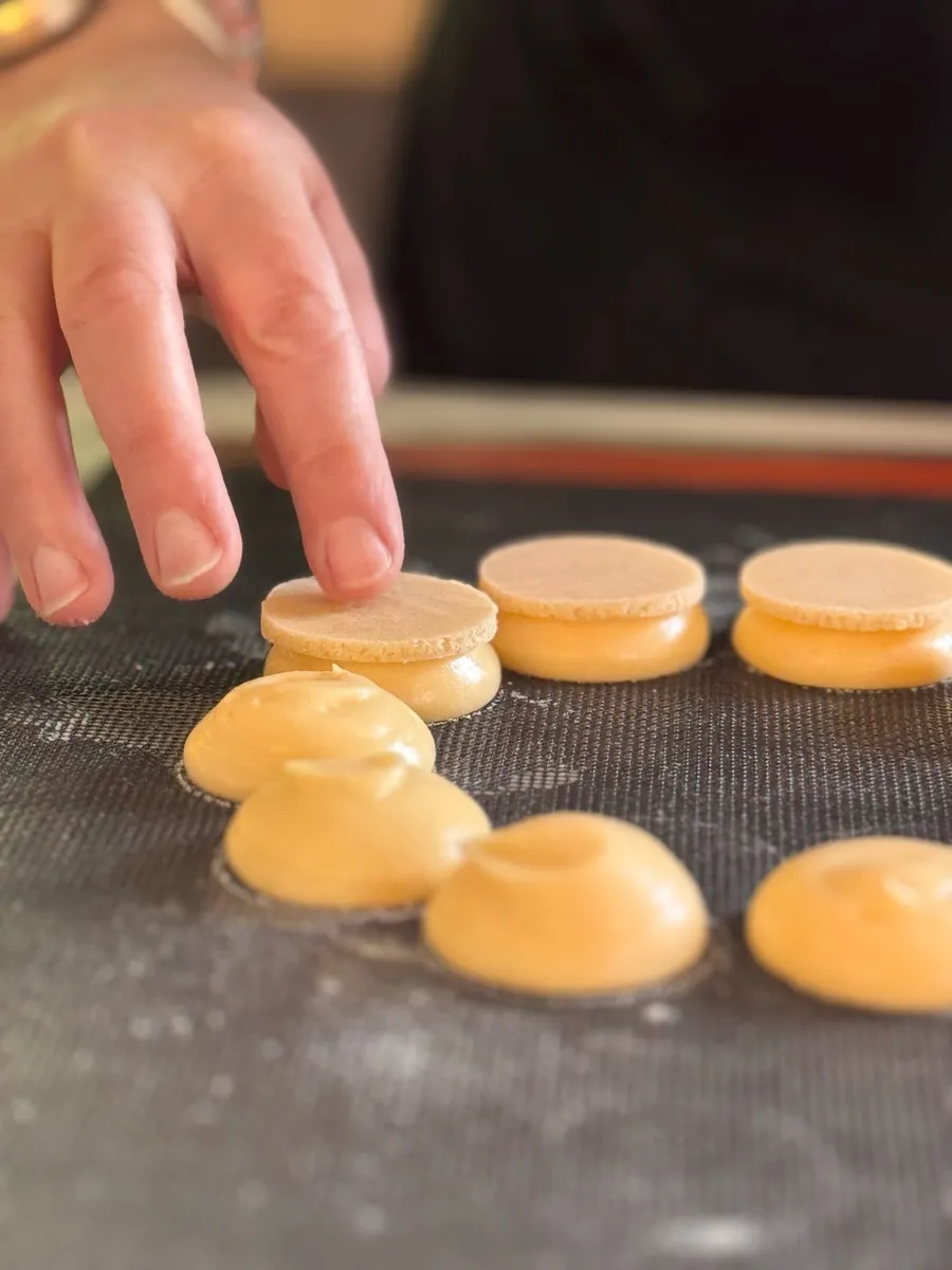 Domptez la pâte à choux avec Chiara-Esmeralda - Afbeelding nr. 1 - Wecandoo