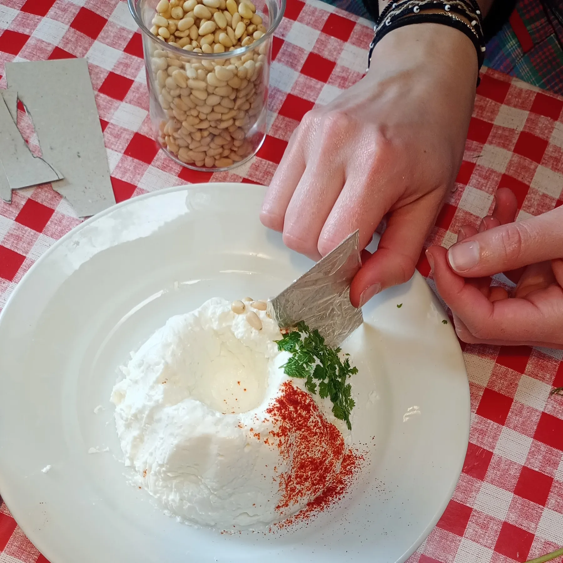 Revisitez le kouglopf en version salée et sucrée en groupe avec Sonia - Afbeelding nr. 5 - Wecandoo