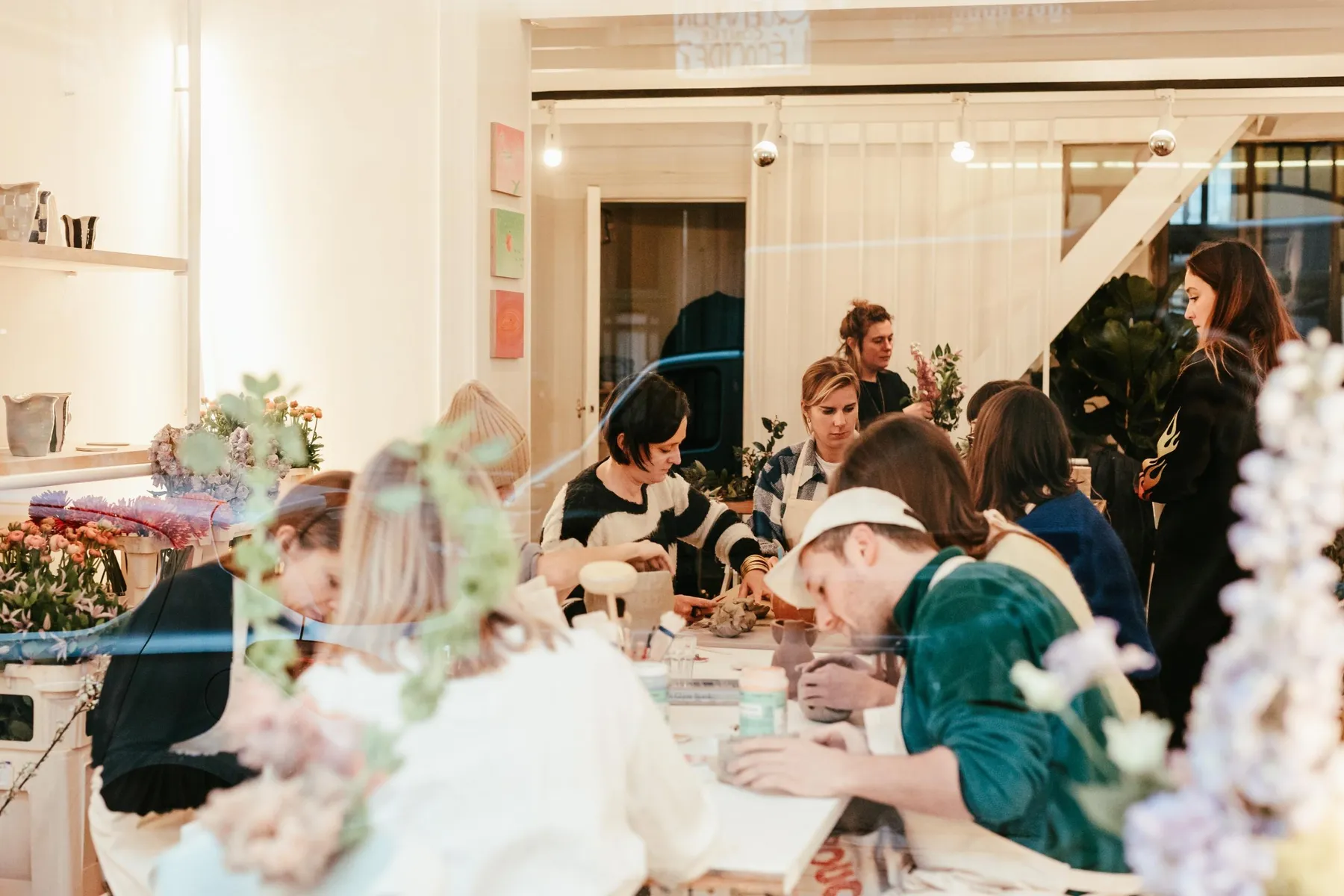 Inspirez votre équipe et modelez chacun une pièce en céramique avec Clara - Afbeelding nr. 4 - Wecandoo