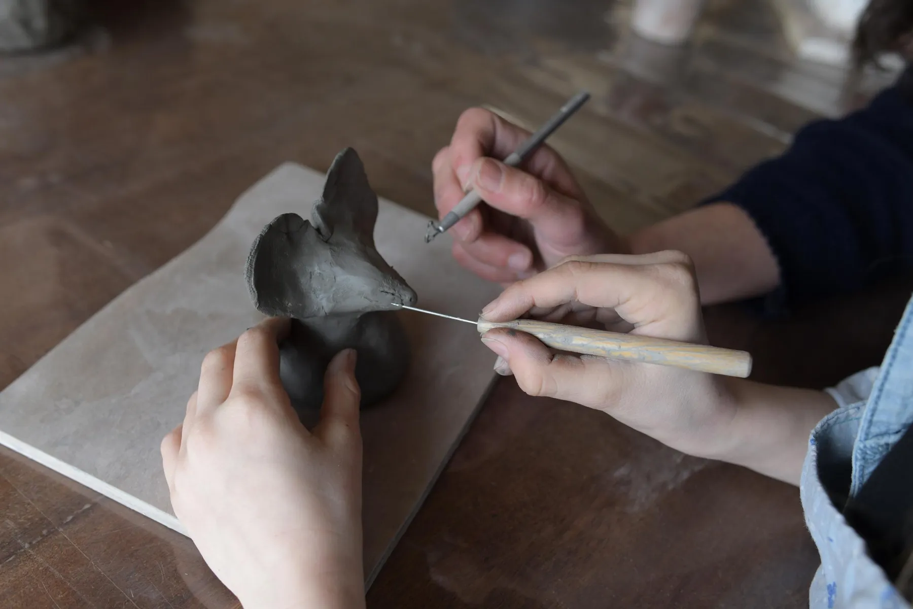 Initiez-vous au modelage en duo avec votre enfant accompagnés par Ananda - Image n°2 - Wecandoo