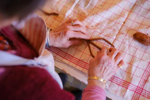 Découvrez la céramique avec Hanna et Alice - Image n°2 - Wecandoo