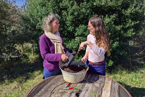 Partez pour une balade au cœur d'une roseraie avec Sylvie - Afbeelding nr. 2 - Wecandoo