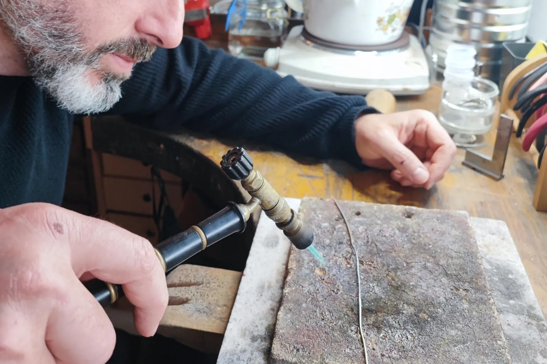 Fabriquez votre bague ou bracelet en argent pour homme avec Océane - Image n°2 - Wecandoo