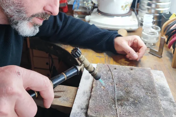 Fabriquez votre bague ou bracelet en argent pour homme avec Océane - Image n°2 - Wecandoo