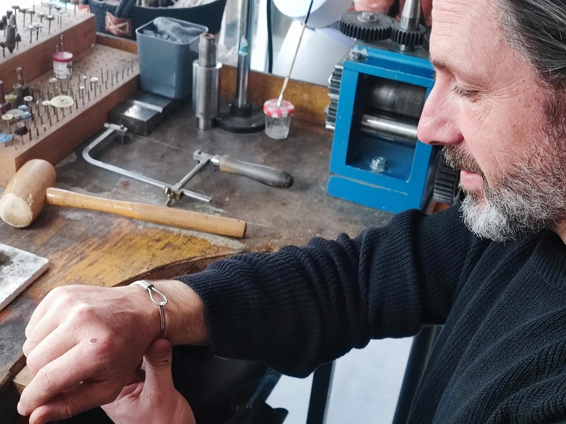 Fabriquez votre bague ou bracelet en argent pour homme avec Océane - Image n°5 - Wecandoo