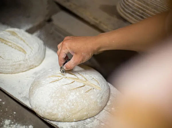 Réalisez votre pain au levain sur une demi-journée avec Ghislain - Image n°4 - Wecandoo