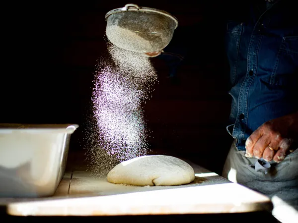 Réalisez votre pain au levain sur une demi-journée avec Ghislain - Image n°2 - Wecandoo