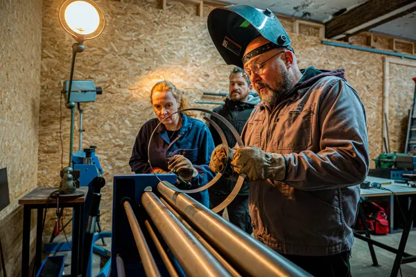 Réalisez votre lampe en métal sur une journée avec Denis - Afbeelding nr. 2 - Wecandoo