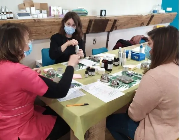 Réalisez votre shampoing solide et un savon visage et corps avec Séverine - Image n°4 - Wecandoo