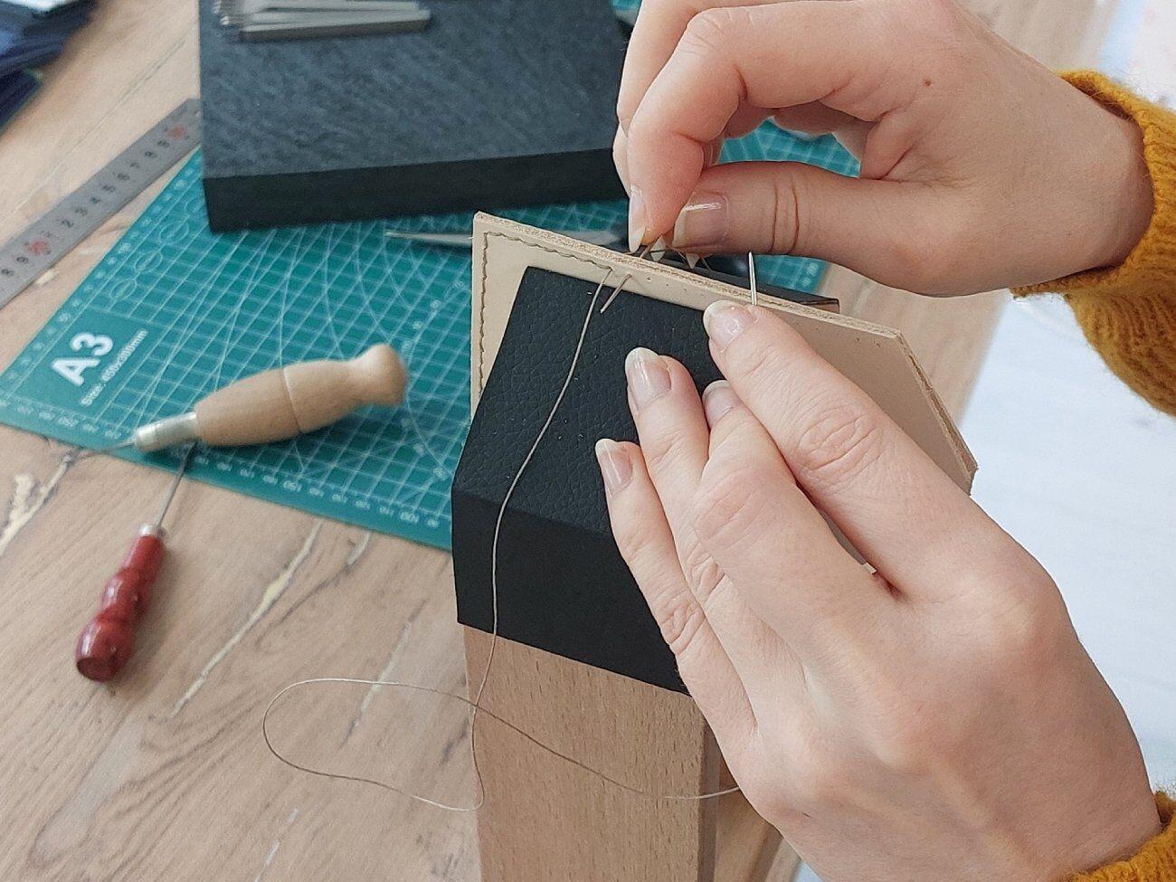 Fabriquez votre accessoire en cuir avec Laetitia