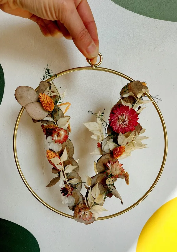 Réalisez votre couronne murale en fleurs séchées avec Stéphanie - Image n°5 - Wecandoo