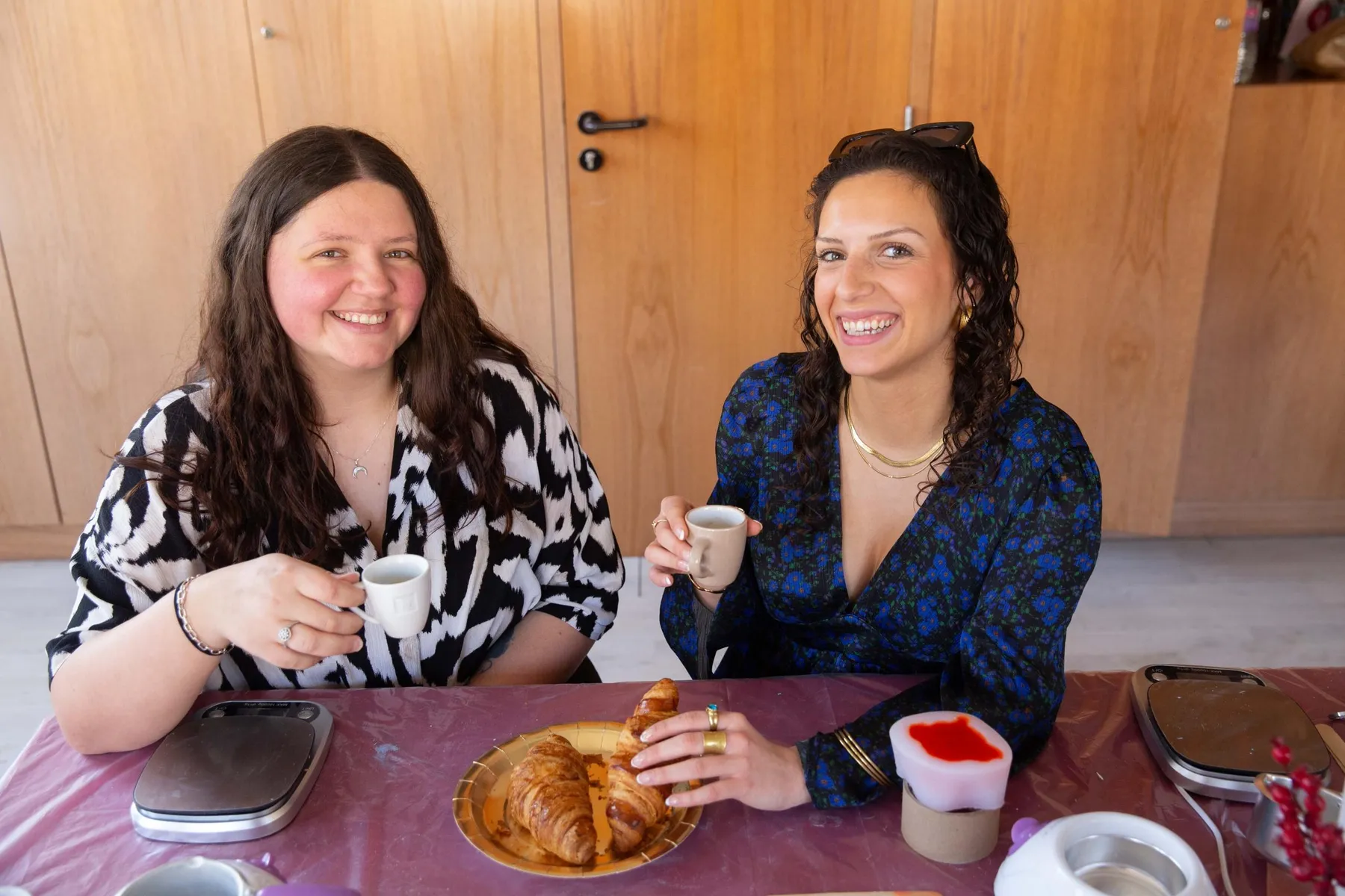 Réalisez vos bougies café et croissant avec Laura - Image n°2 - Wecandoo