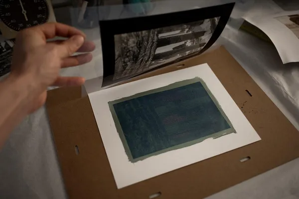 Tirez vos photographies en cyanotype avec Hervé - Image n°4 - Wecandoo