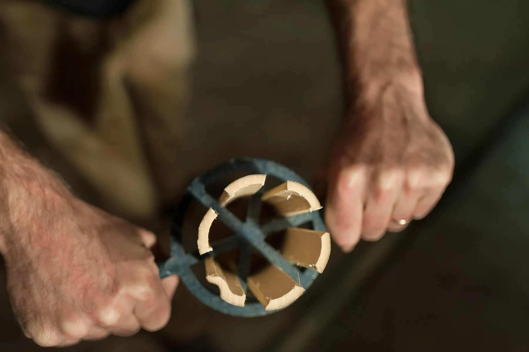 Initiez-vous à l'artisanat en lamelle de bambou avec Jean-Baptiste - Image n°3 - Wecandoo