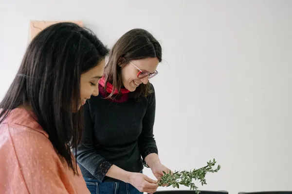 Composez votre création unique de fleurs séchées avec Evelyne - Image n°4 - Wecandoo