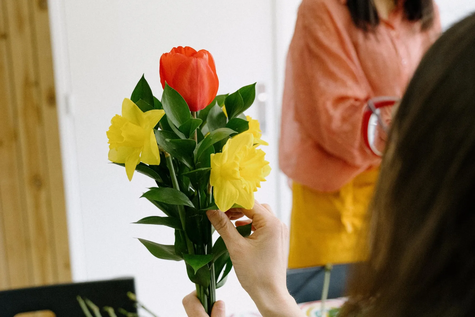 Composez votre création unique à base de fleurs avec Evelyne - Image n°1 - Wecandoo