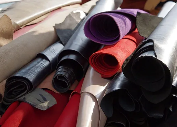 Réalisez votre sac en cuir personnalisé avec Laëtitia - Image n°3 - Wecandoo