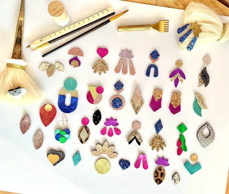 Réalisez votre bijou en cuir avec Virginie - Image n°1 - Wecandoo