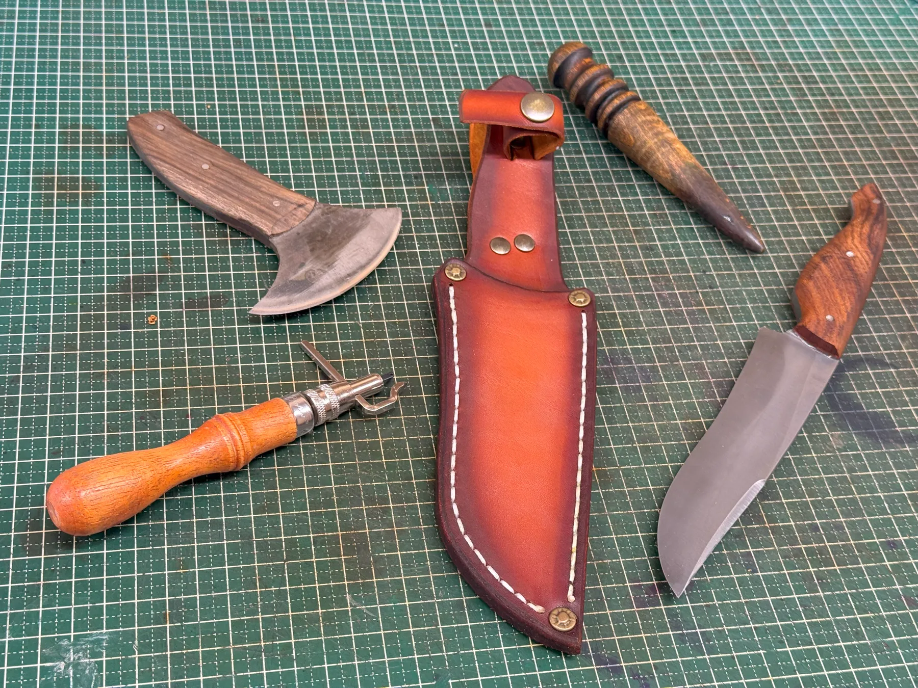 Réalisez un étui en cuir pour votre couteau avec Julien - Image n°1 - Wecandoo