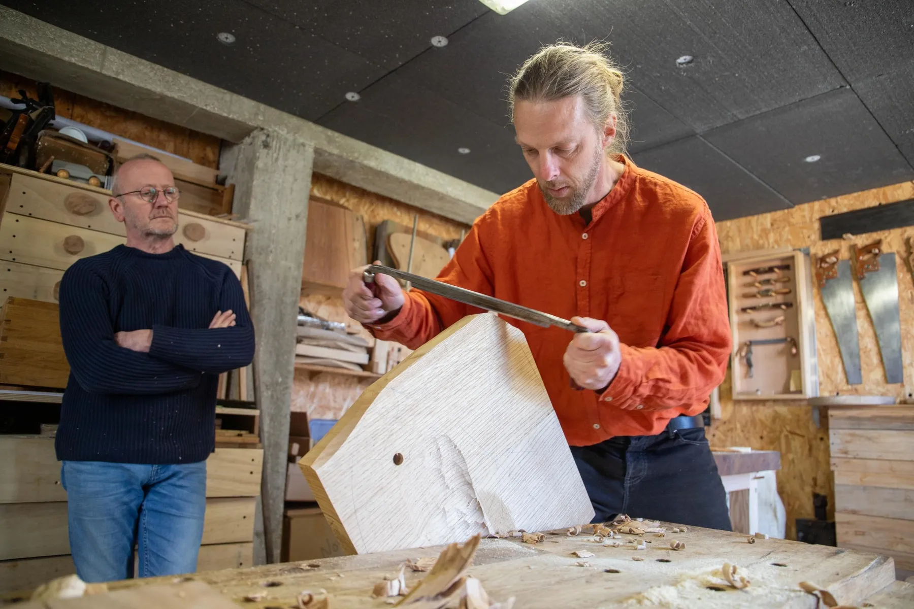 Sculptez votre tabouret à la plane sur trois jours avec Yannick - Image n°1 - Wecandoo