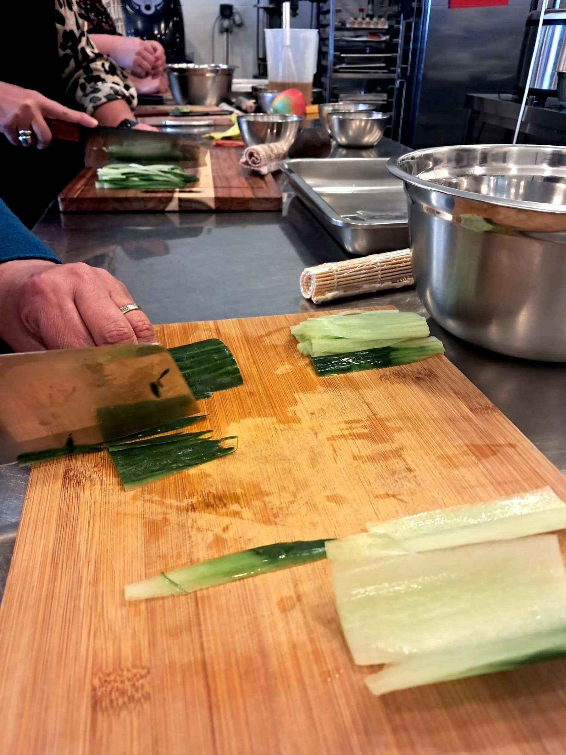 Réalisez vos 40 sushis et makis avec Jean-Baptiste - Image n°4 - Wecandoo