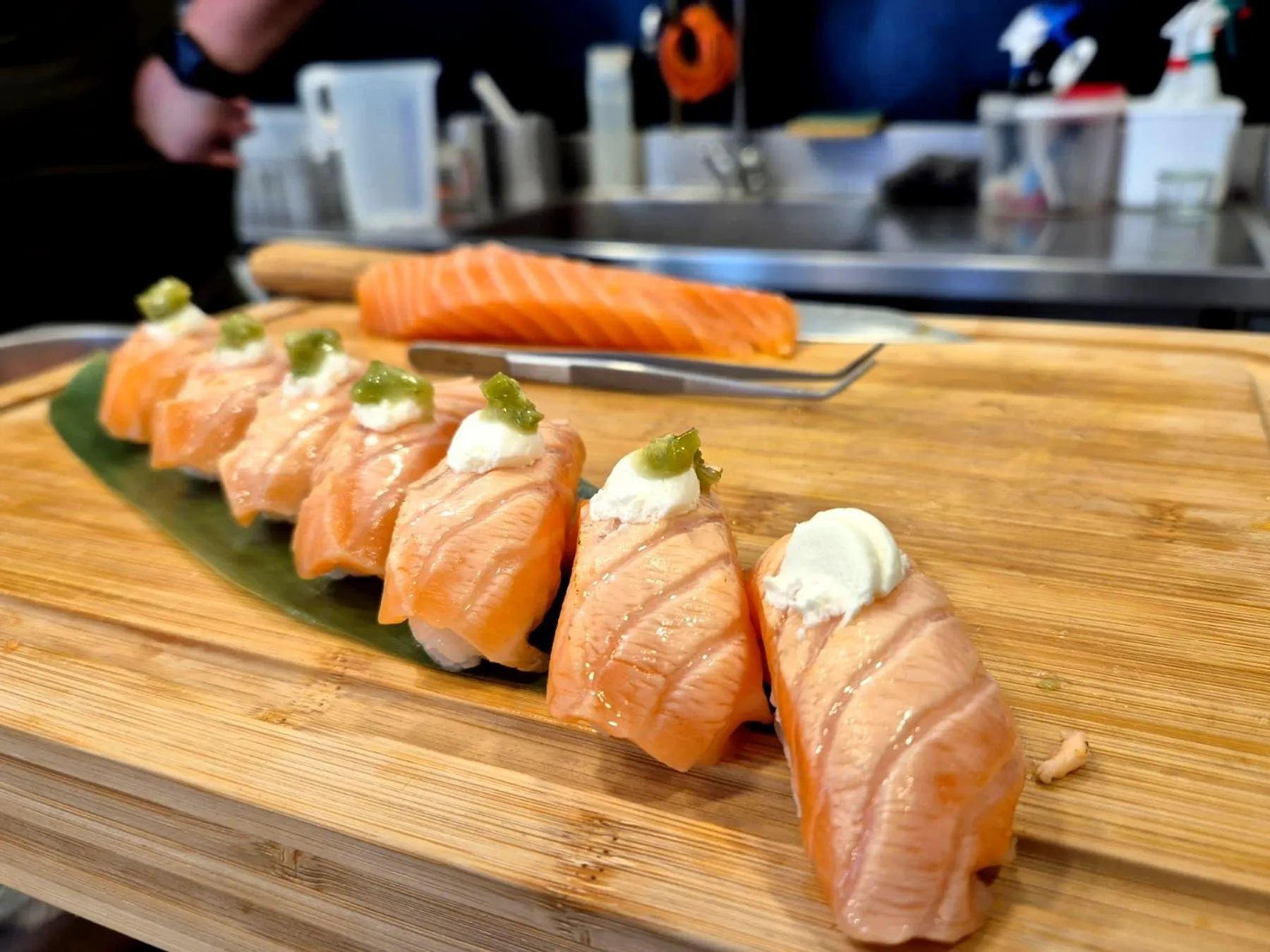 Réalisez vos 40 sushis et makis avec Jean-Baptiste - Image n°1 - Wecandoo