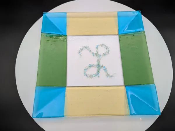 Réalisez votre plat en verre au fusing avec Brigitte - Image n°5 - Wecandoo