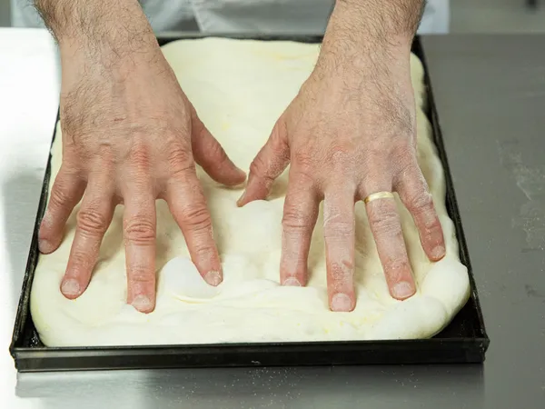 Réalisez des pizzas à la maison comme un pro avec Guillaume - Afbeelding nr. 3 - Wecandoo