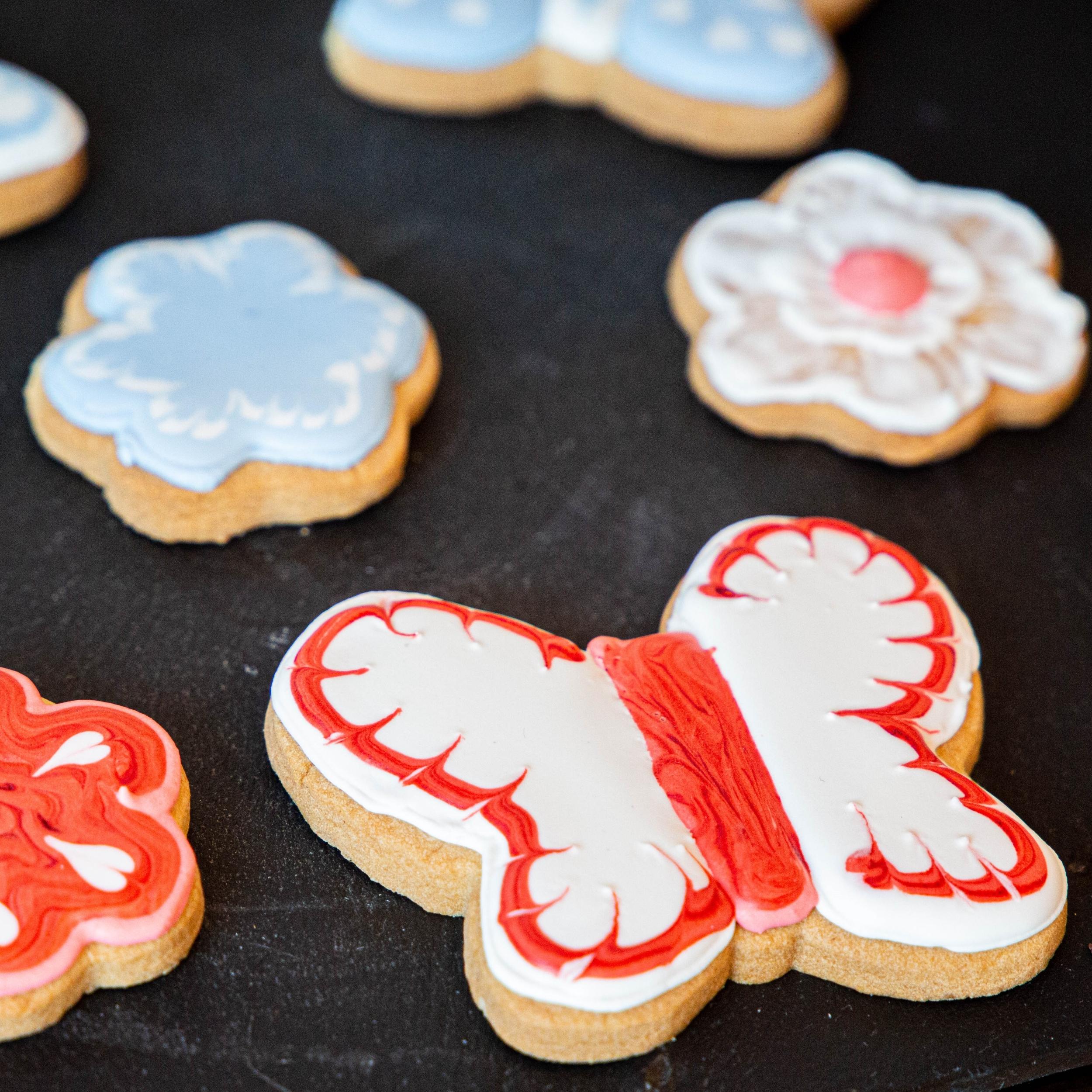 Réalisez vos biscuits en duo avec votre enfant