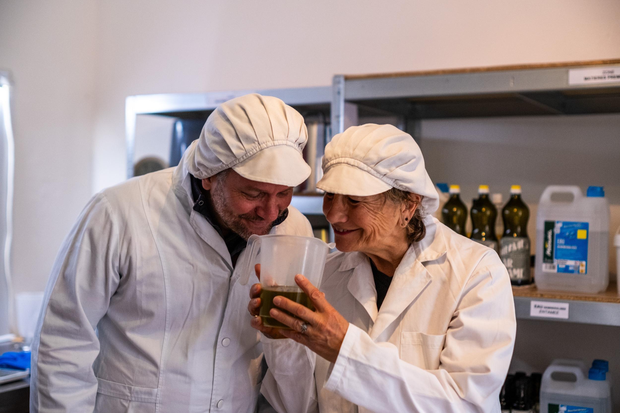 Wecandoo - Réalisez vos savons saponifiés à froid avec Solène - Image n°9
