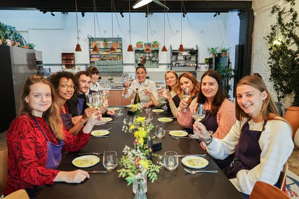 Réunissez votre équipe et confectionnez des pâtes fraiches avec Justine Piluso - Image n°3 - Wecandoo