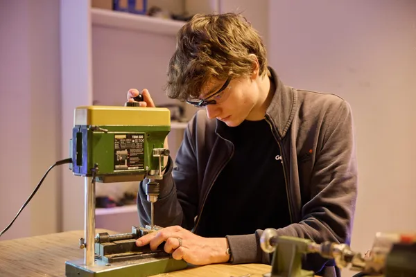 Créez votre bijou en laiton avec Valentine - Image n°4 - Wecandoo