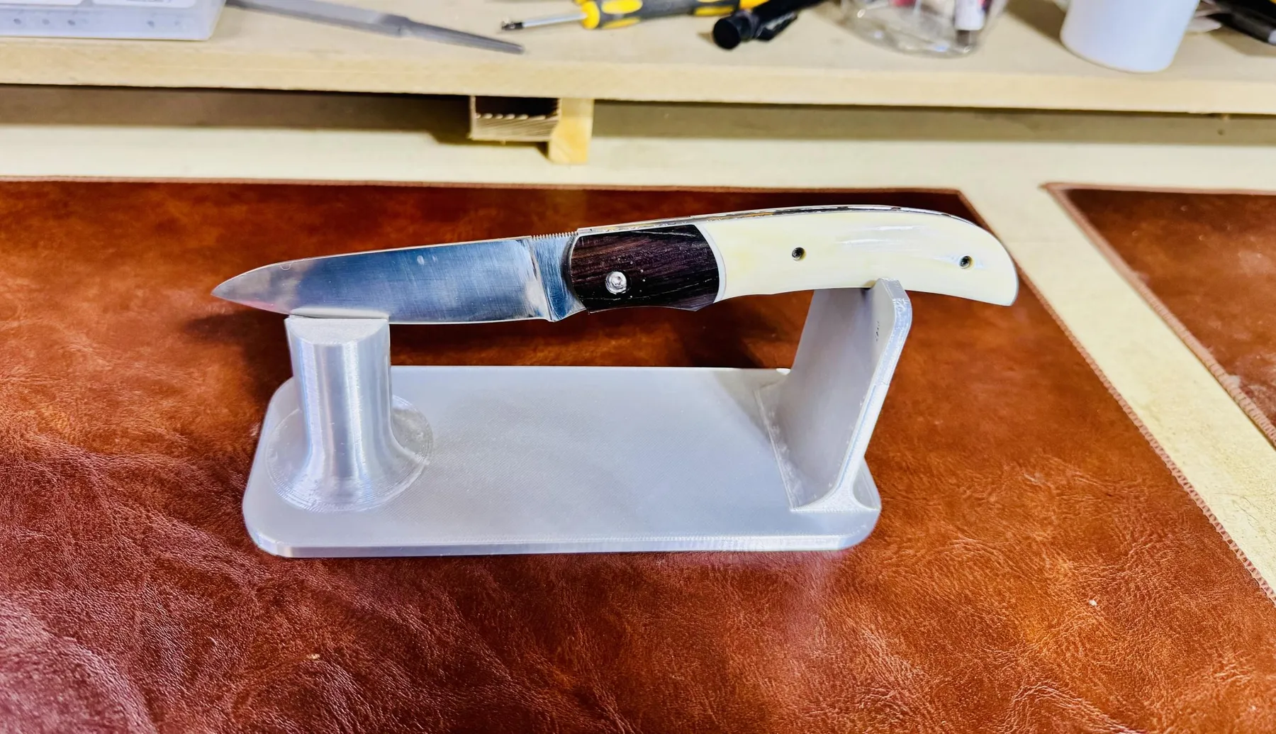 Réalisez votre couteau pliant sur une journée avec Serge - Image n°1 - Wecandoo