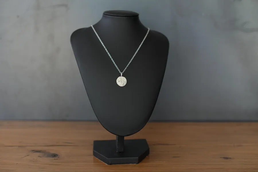 Réalisez votre pendentif en argent réticulé avec Alexis - Image n°1 - Wecandoo