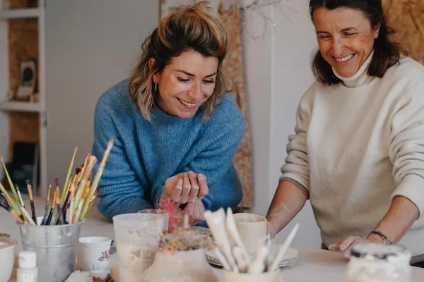 Initiez-vous au modelage et au décor sur céramique avec Clémentine - Image n°4 - Wecandoo