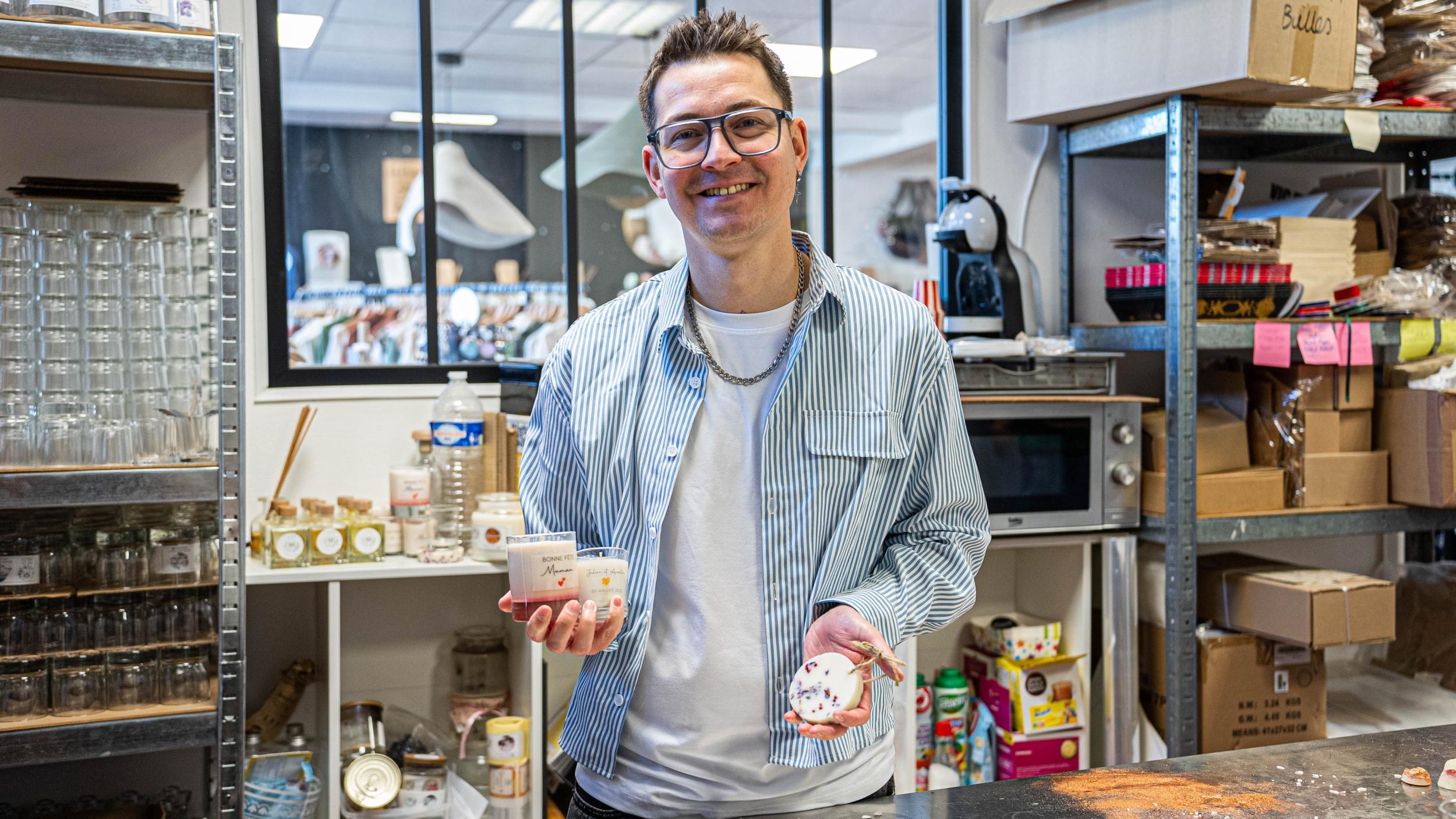 Wecandoo - Fabriquez votre bougie parfumée avec Romain - Image n°3