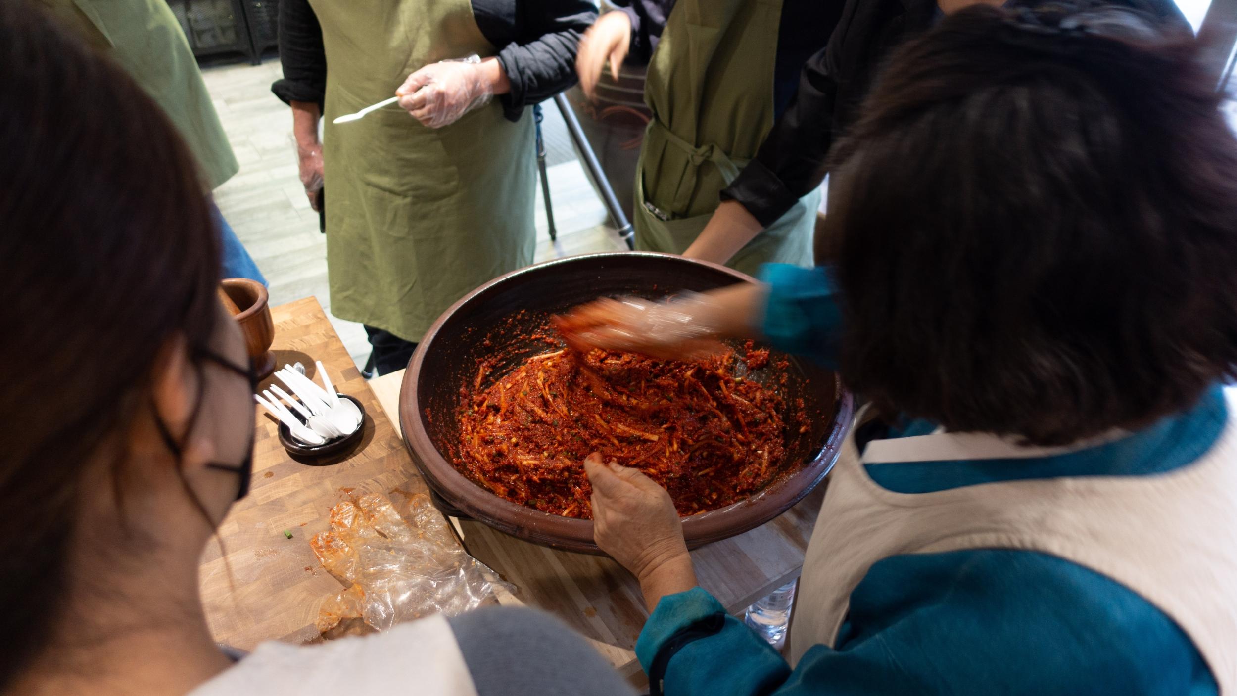 Préparez des recettes au kimchi avec Jean - Image n°9 - Wecandoo