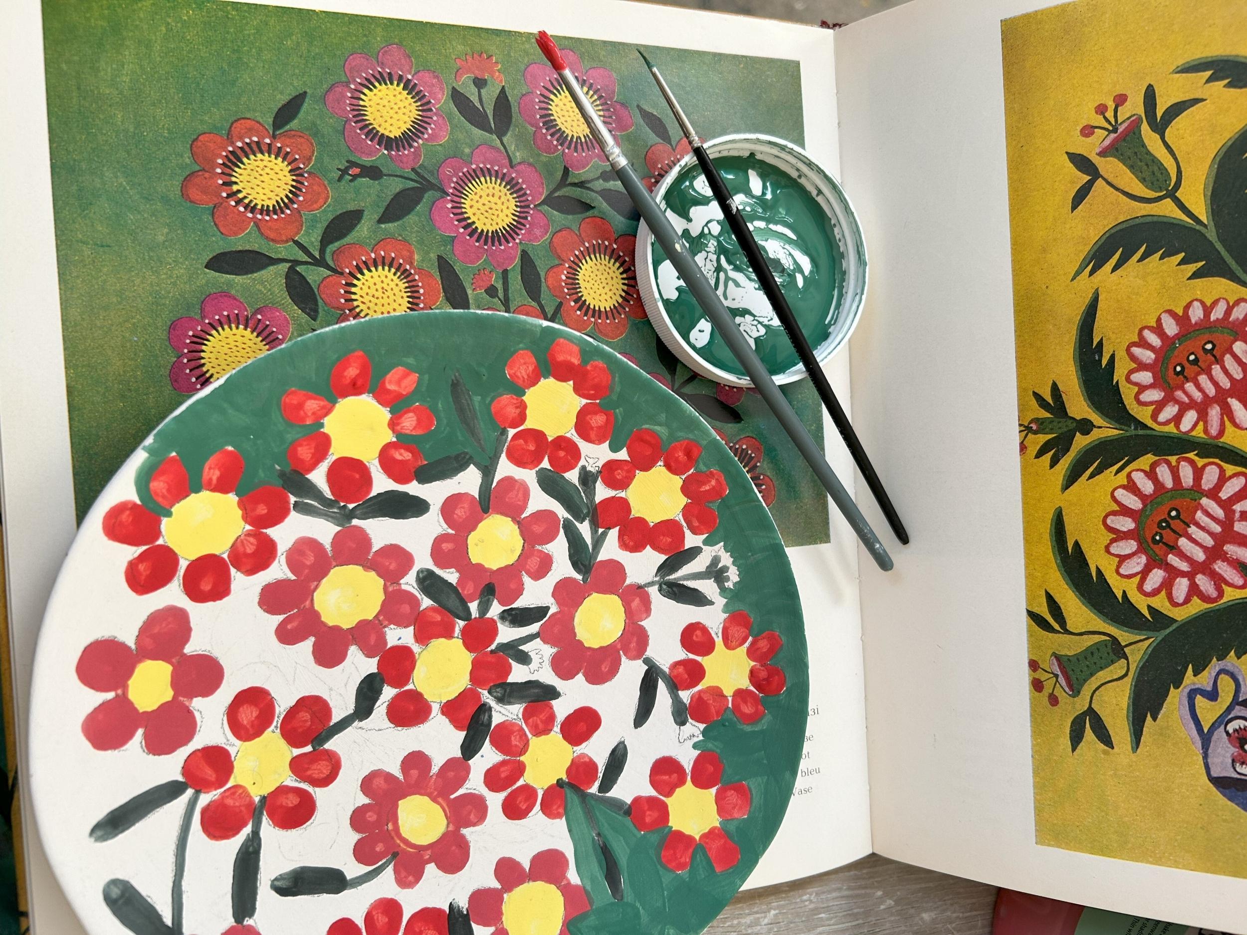Wecandoo - Initiez-vous à la décoration sur céramique avec Tania - Image n°3