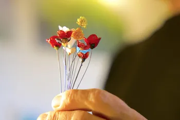 Wecandoo - Réalisez votre bouquet de fleurs filé au chalumeau