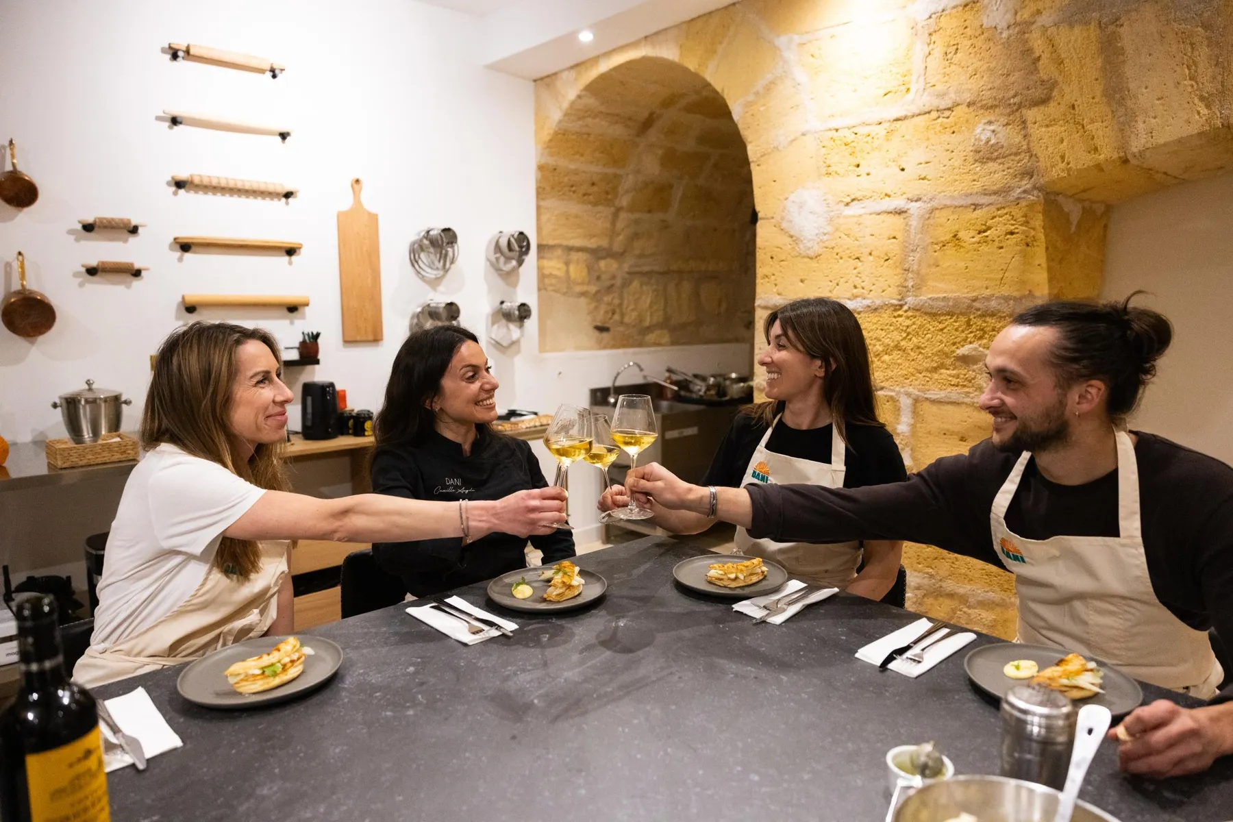 Surprenez votre équipe et préparez un aperitivo à déguster avec Camille - Image n°5 - Wecandoo