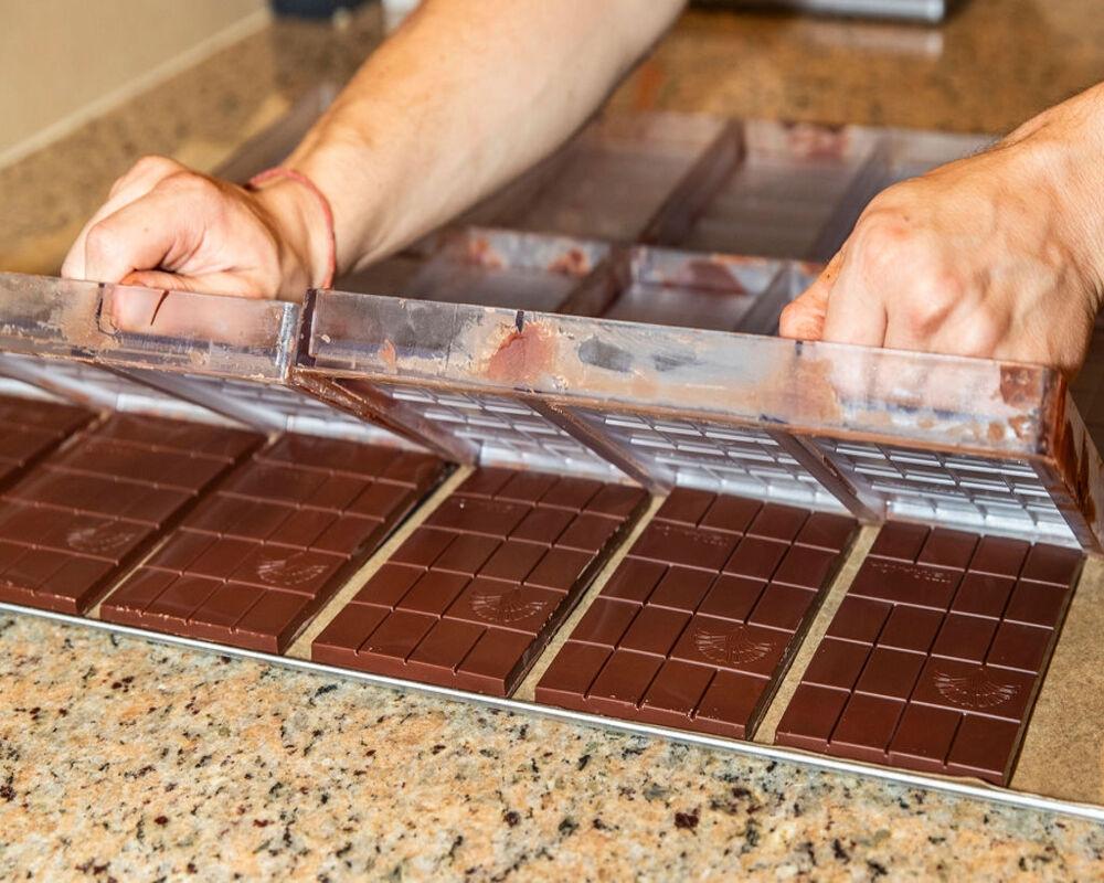Wecandoo - Initiez-vous à la chocolaterie Bean-to-Bar avec Stéphane et son équipe - Image n°1
