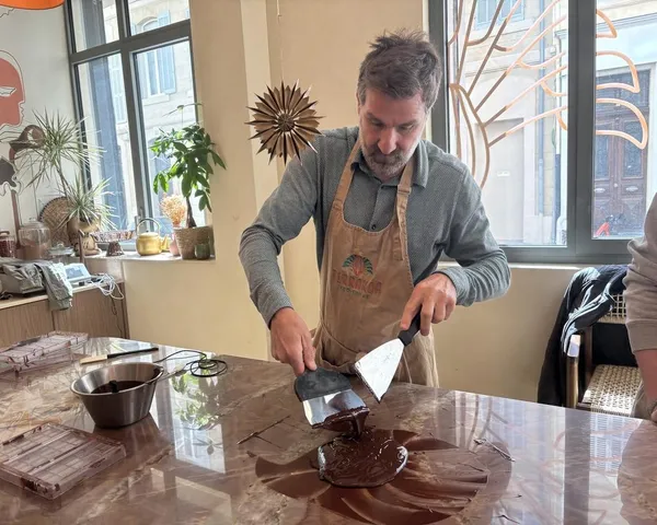 Initiez-vous à la chocolaterie Bean-to-Bar et fabriquez votre tablette avec Stéphane et son équipe - Image n°4 - Wecandoo